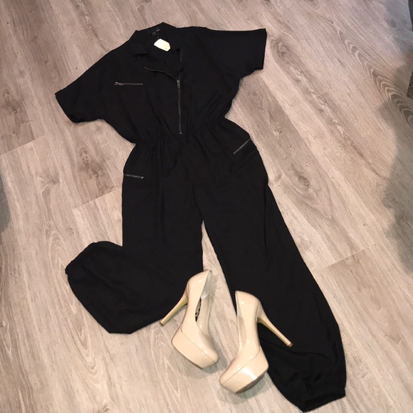 Forever 21 Pants - 🖤 Forever 21 Jumpsuit